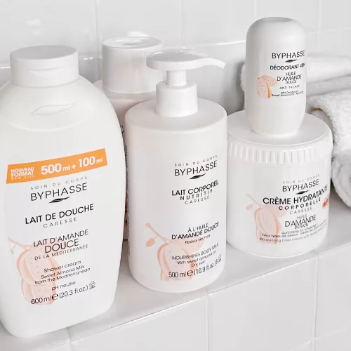 Byphasse Caresse krém tusfürdő édes mandulával 600ml